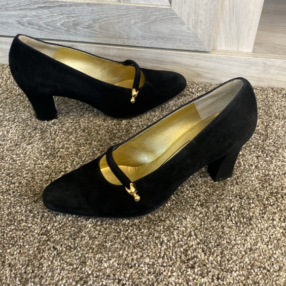 Vintage MAGLI Bruno Magli Black Suede Leather Medium Heel Pumps Size 5.5 - Picture 3 of 10